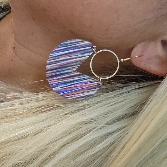 MICRO STRIPE WOOD AND RING DROP EARRINGS - Picture 1 of 8